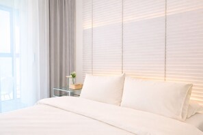 [ARTE Museum/Theme park Zipline discount coupon included] Deluxe Double Room, Ocean View | Laptop workspace, blackout drapes, soundproofing, free WiFi - EL STAY Hotel Residence (Busan)