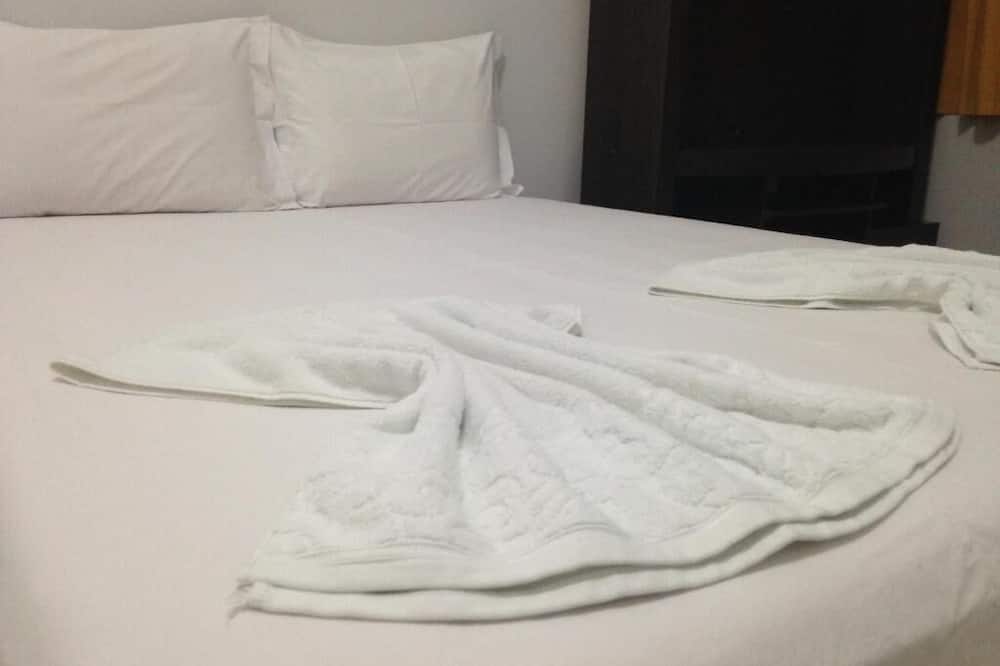 HOTEL COLINAS
