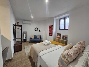 1 chambre, fer et planche Ă repasser, Wi-Fi, literie fournie