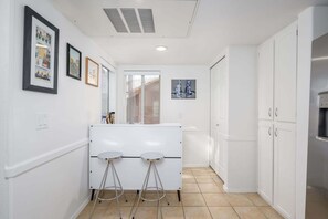 Appart'hôtel, 2 chambres | Hall