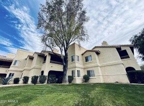 콘도, 침실 2개 | 외관