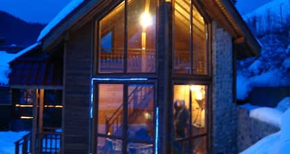 Ski chalet near Borovets Bulgaria ,sleeps up to 15 p,sauna,hot tub, gym, tavern