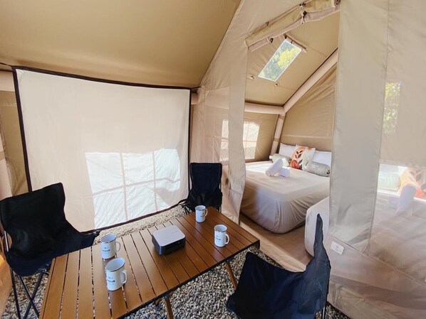 Cottage Tent Shared Bathroom