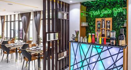 EXECUTIVE HOTELS AND SUITES