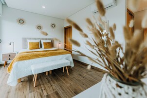 Comfort House, Garden View | 4 bedrooms, iron/ironing board