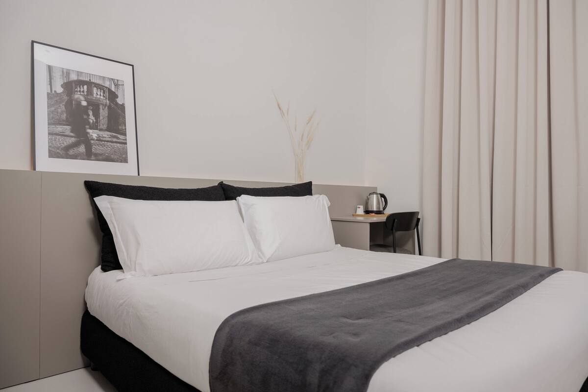 Classic Room, City View | In-room safe, desk, laptop workspace, free WiFi