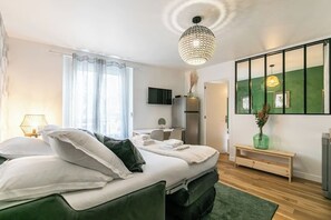 2 Schlafzimmer, Bügeleisen/Bügelbrett, WLAN, Bettwäsche