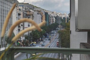 Balcony - Museum 3 bdr apt -FIX Friends & Family Athens (Athina)
