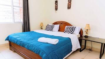 1 bedroom, desk, iron/ironing board, WiFi