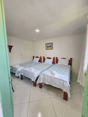 Standard Triple Room, Private Bathroom | Free WiFi, bed sheets