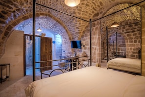 1 bedroom, premium bedding, free minibar, bed sheets