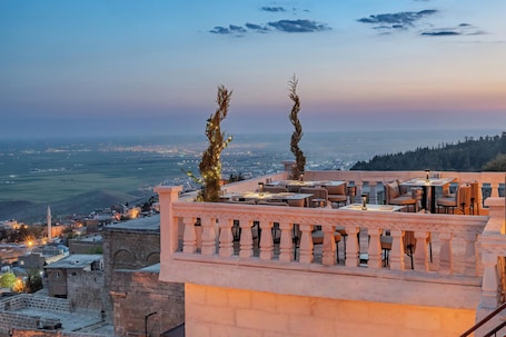 Terraza en la azotea. Maran House Mardin