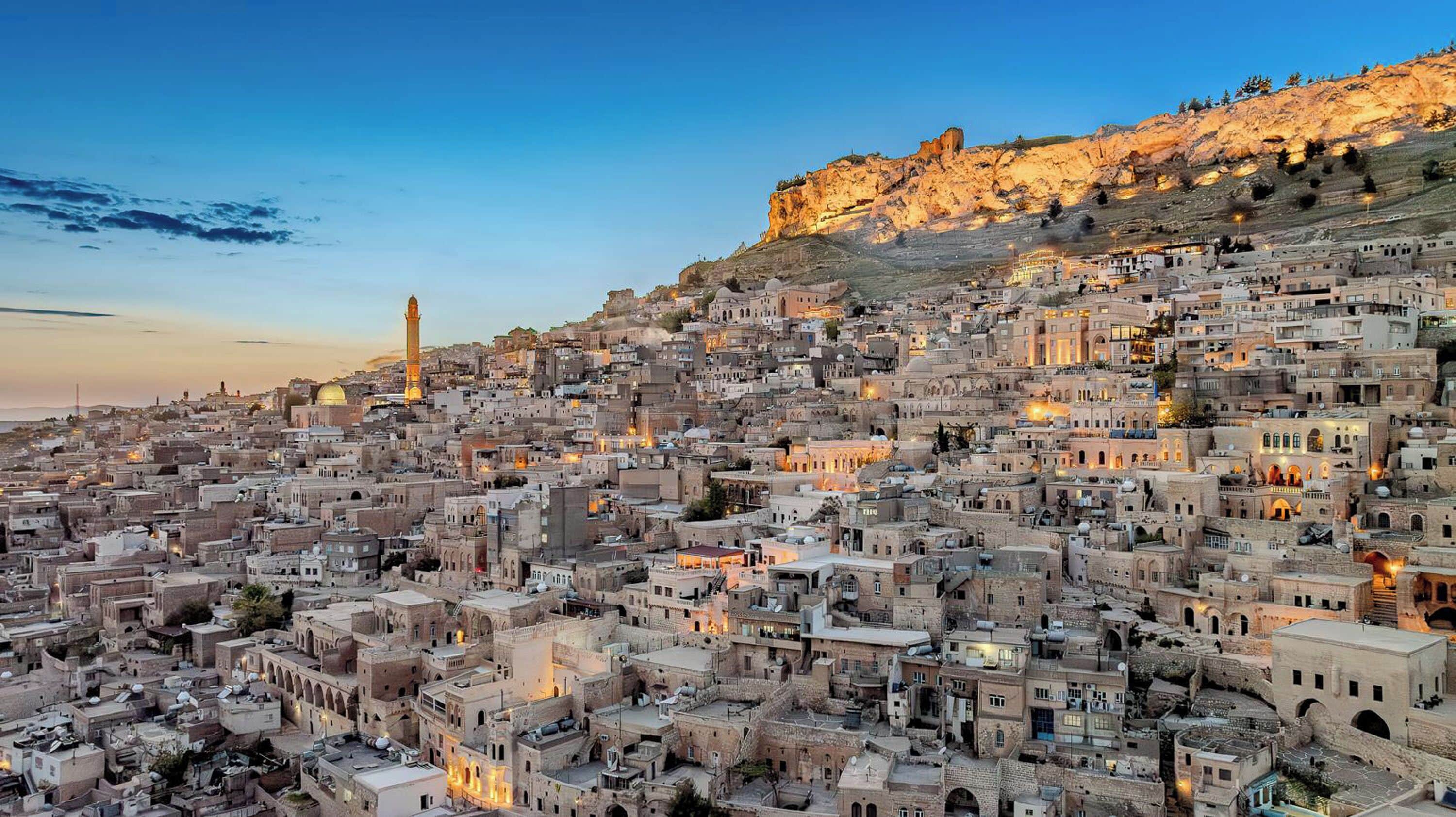 إطلالة على المدينة من المنشأة