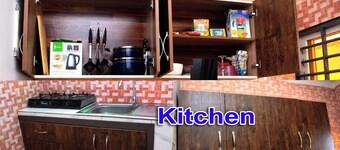 Cool bed & breakfast with AC in Ashiaman Kubekro No 4