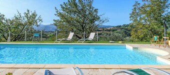 Casale Partemio 8 Marche Holiday Villas