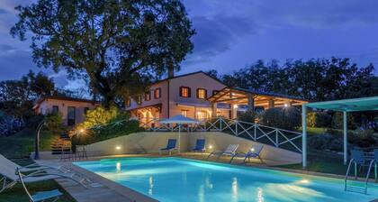 Casale Partemio 8 Marche Holiday Villas