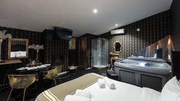1 chambre, rideaux occultants, Wi-Fi gratuit, draps fournis