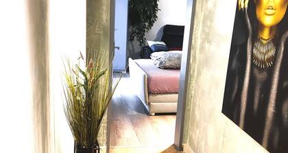 Komfort Wohnung in traumhafter Lage mit Parkplatz