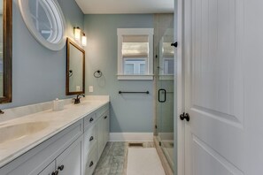 Towels - 5 Star Kure | Ocean View Retreat w/ Community Pool & Private Beach Access! (Kure Beach)