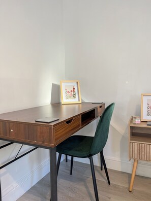Interior - Studio Perfect for City Explorer (London)