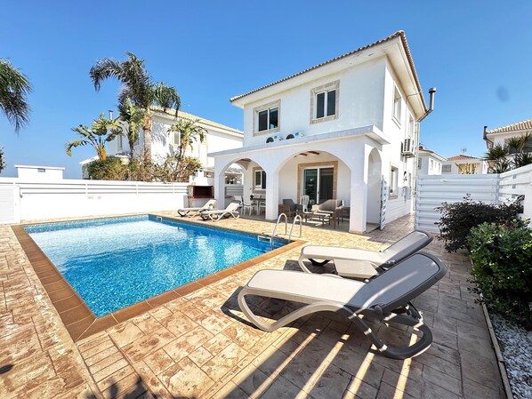 Piscina externa