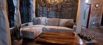 Superb cottage with WiFi in Kiserian