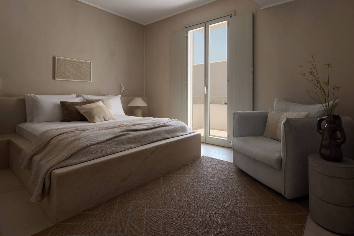 Junior Suite | Egyptian cotton sheets, premium bedding, memory-foam beds, in-room safe