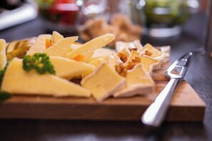 Free daily buffet breakfast  - BDB-Kulturhotel (Staufen im Breisgau)