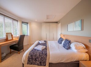 3 chambres, literie fournie