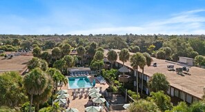 Pool - Affordable 1BR Stay | Full Kitchen & Parking (Kissimmee)