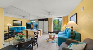 Video games, offices - Affordable 1BR Stay | Full Kitchen & Parking (Kissimmee)