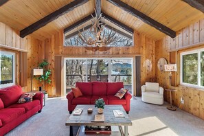 TV, fireplace - Acorn Acres – Lake Views for 8 (Lake Arrowhead)