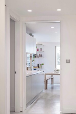 Interior - The Portobello Star - by Out of Office Lifestyle (London)