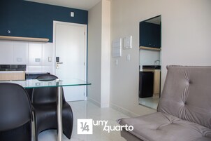 Smart TV de 43 pulgadas con canales por cable