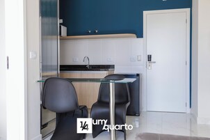 Smart TV de 43 pulgadas con canales por cable