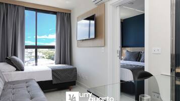 Estúdio básico | 1 quarto, escrivaninha, espaço de trabalho para notebook