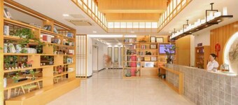 Qingmu Select Hotel (Xuancheng Langxi Jinmao Building)