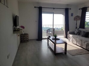 Smart TV - Wild Vanilla Apartment (Mahé Island)