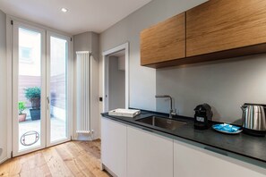 1 chambre, literie de qualité supérieure, couette en duvet d'oie