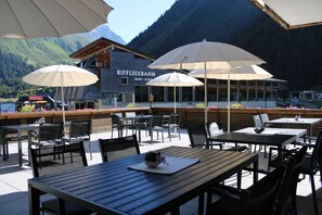 Exterior - Alpinhotel Zirbenhof (Sankt Leonhard im Pitztal)