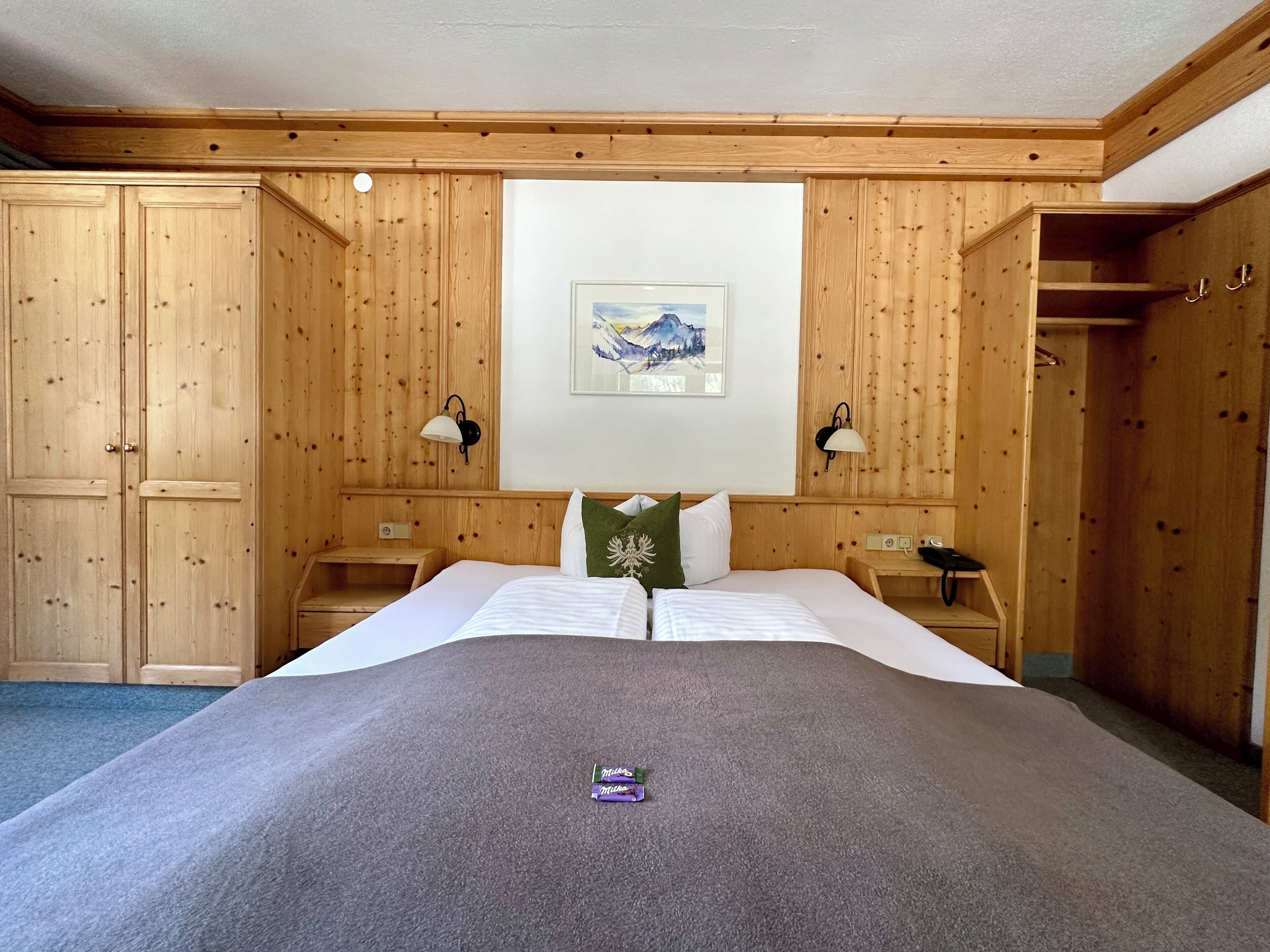 Literie hypoallergénique, bureau, Wi-Fi gratuit, draps fournis