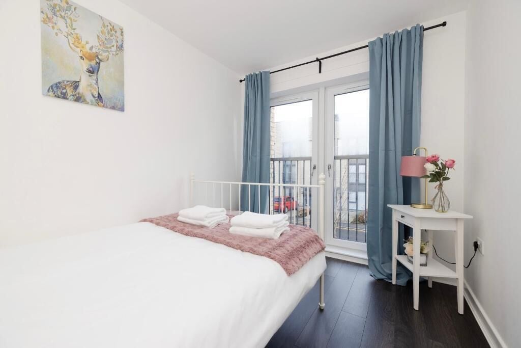 Standard House | 3 bedrooms, iron/ironing board, free WiFi