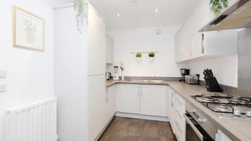 Standard House | Private kitchen | Electric kettle
