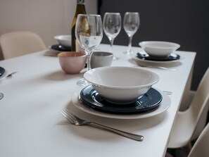 Dining - Flat 1, Colquitt St, 1 Bed, L1 - Pass the Keys (Liverpool)
