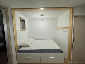 1 bedroom, WiFi - Charming Studio with sea view + direct sea access (Le Barcarès)