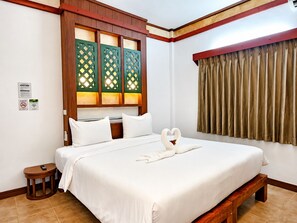 Deluxe Double Room | Laptop workspace, free WiFi - Chalet De Palm Resort Hatyai (Hat Yai)