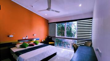 5 Schlafzimmer, Bügeleisen/Bügelbrett, Bettwäsche