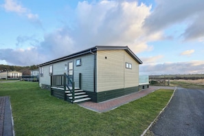 Exterior - Host & Stay | Hazelwood Deluxe Lodge (Low Gate)