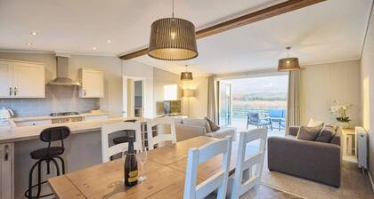 Host & Stay | Hazelwood Deluxe Lodge