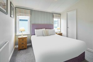 2 多间卧室、熨斗/熨衣板、WiFi、床单